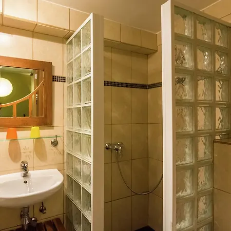 Spacious Holiday Home In Rochefort Ardennes With Sauna Ferienhaus *
