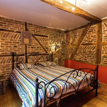 Ferienhaus Spacious Holiday Home In Rochefort Ardennes With Sauna